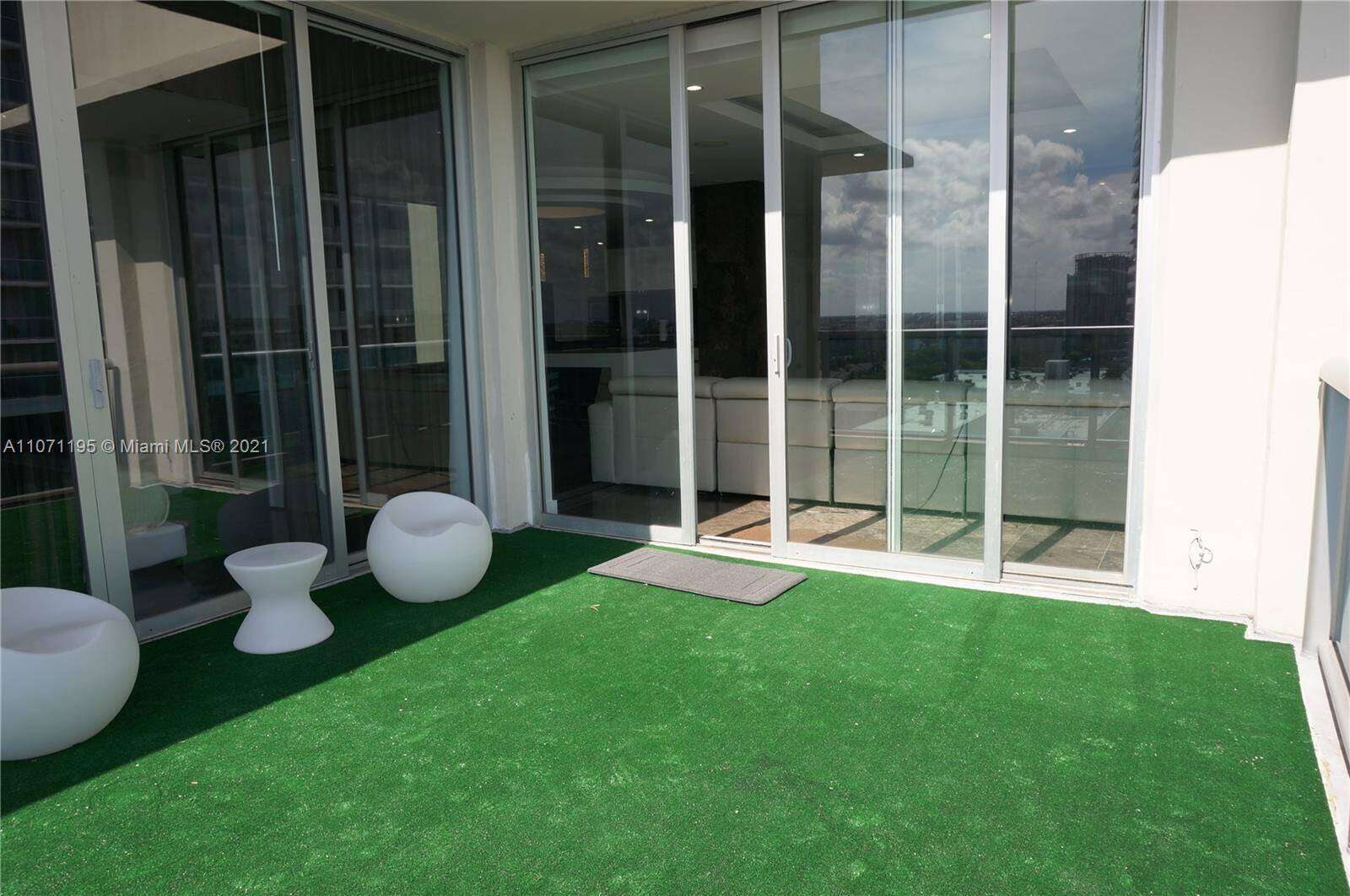 Sian Ocean Residences at 4001 Ocean Dr, Hollywood, FL 33019 - For Rent photo 12