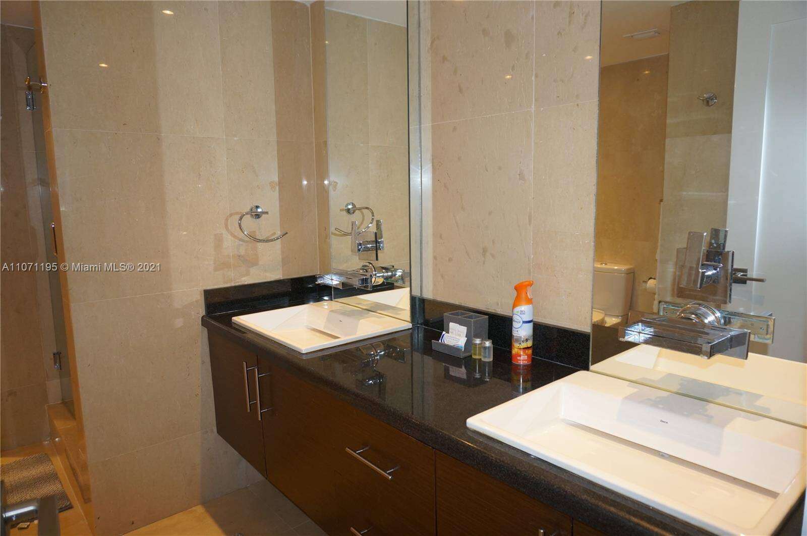 Sian Ocean Residences at 4001 Ocean Dr, Hollywood, FL 33019 - For Rent photo 21