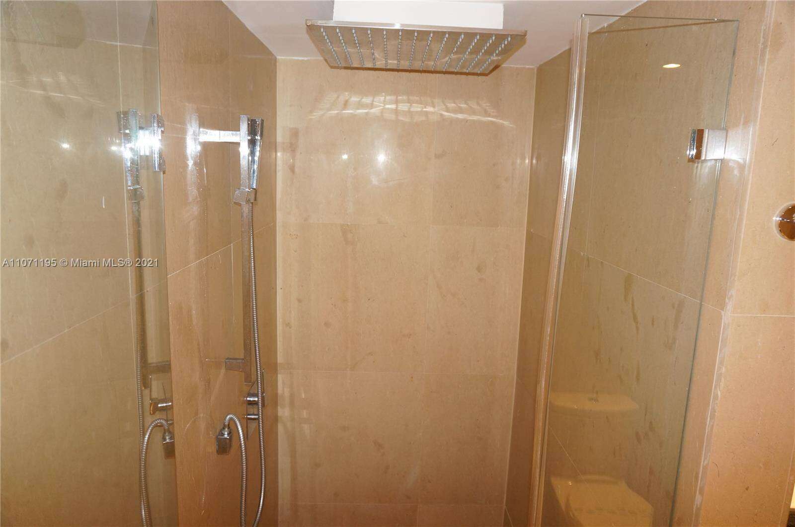 Sian Ocean Residences at 4001 Ocean Dr, Hollywood, FL 33019 - For Rent photo 23