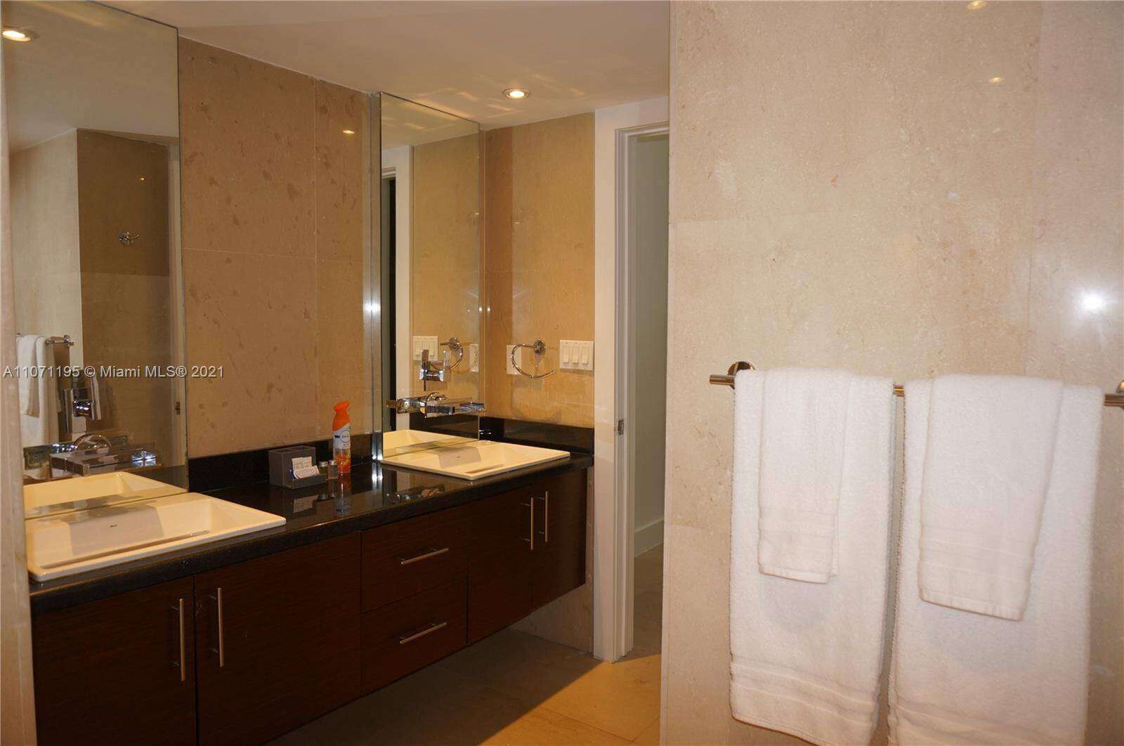 Sian Ocean Residences at 4001 Ocean Dr, Hollywood, FL 33019 - For Rent photo 24