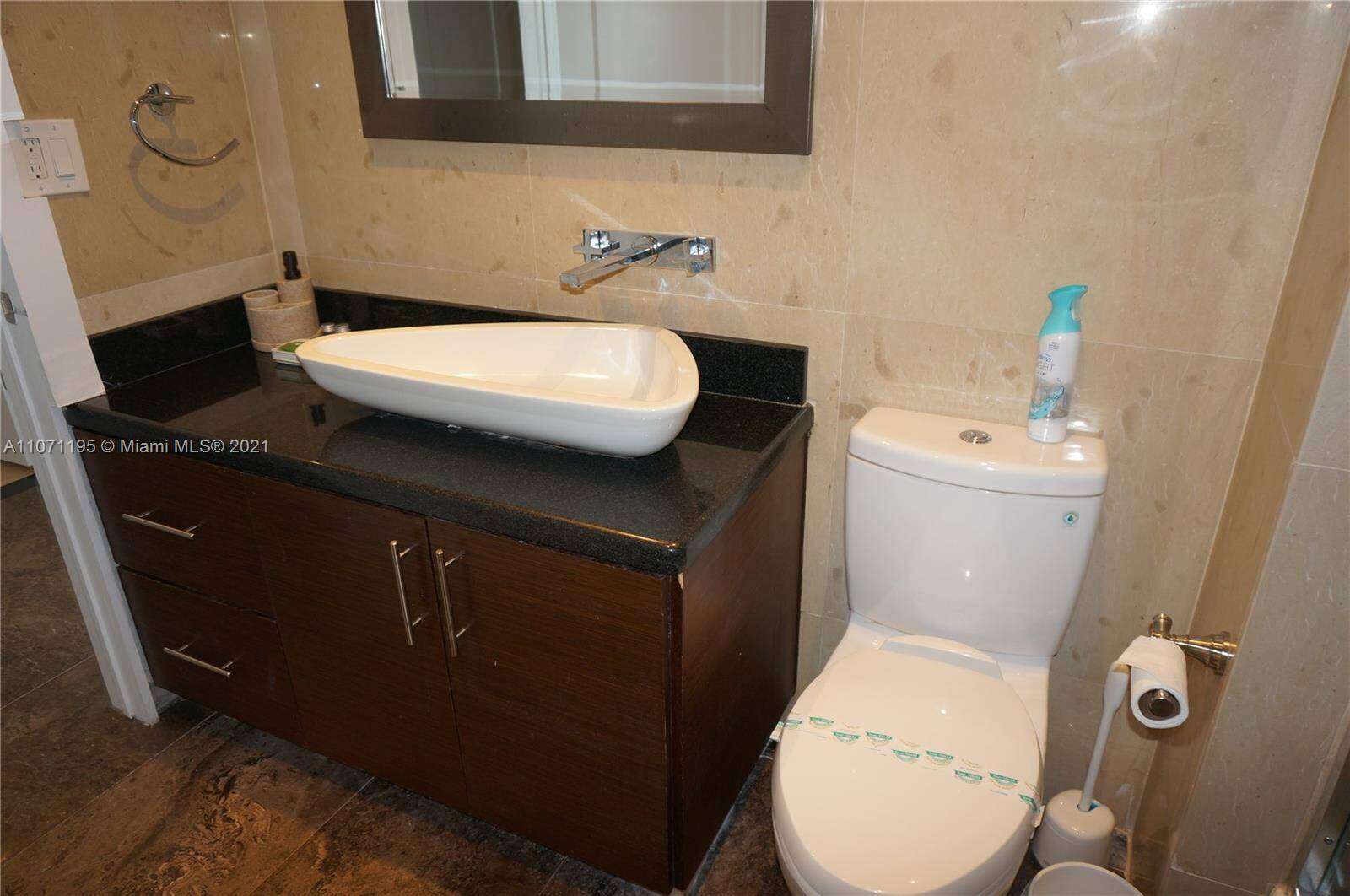Sian Ocean Residences at 4001 Ocean Dr, Hollywood, FL 33019 - For Rent photo 31