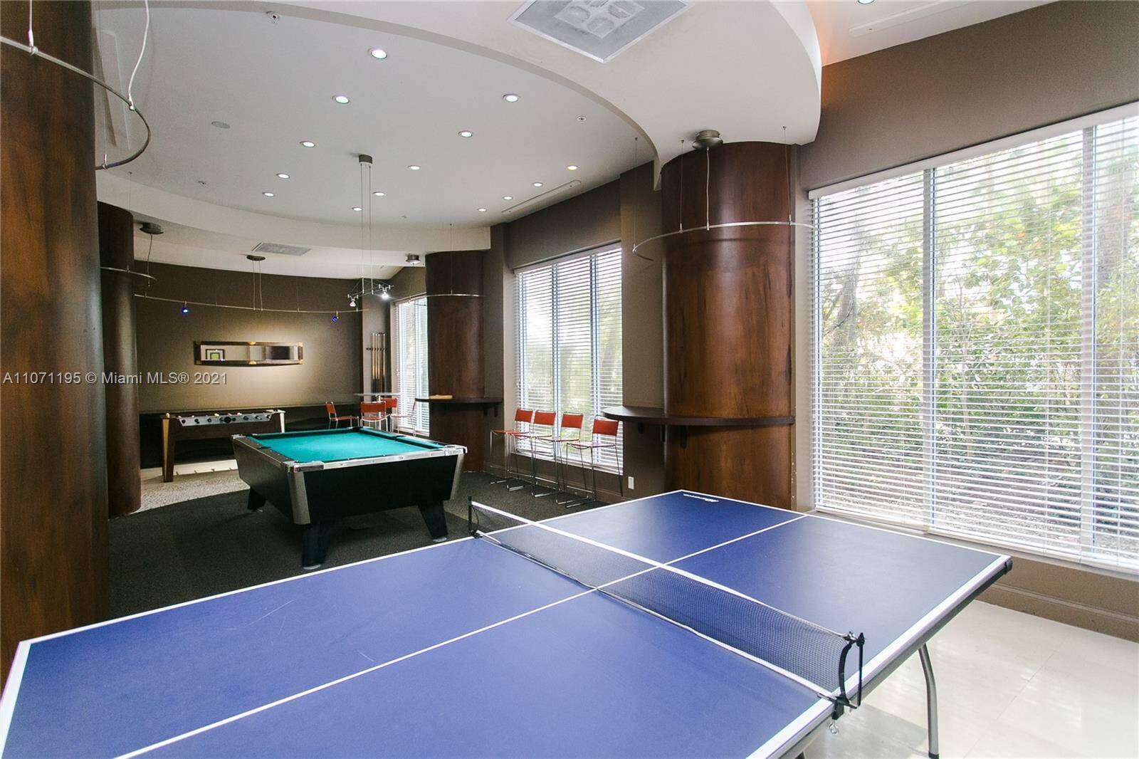 Sian Ocean Residences at 4001 Ocean Dr, Hollywood, FL 33019 - For Rent photo 38