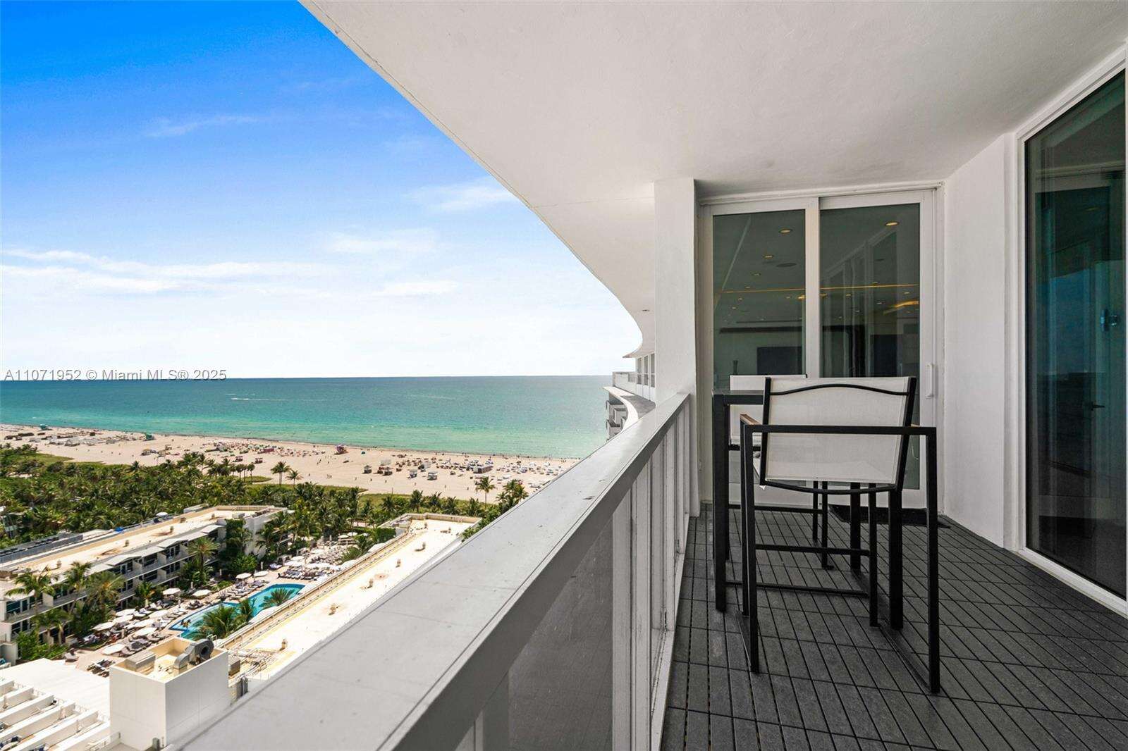 Decoplage at 100 Lincoln Rd, Miami Beach, FL 33139 - For Rent photo 2