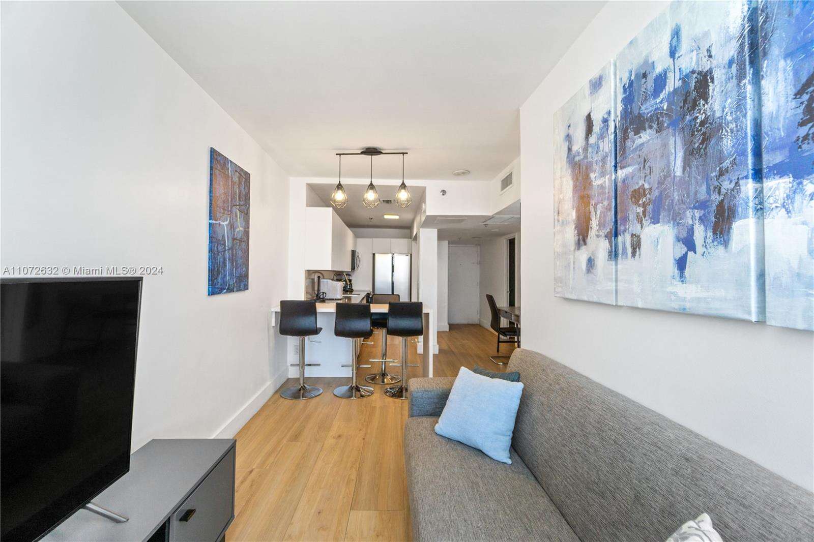 Decoplage at 100 Lincoln Rd, Miami Beach, FL 33139 - For Rent photo 3