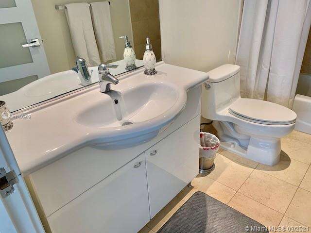 The Beach Club Two at 1830 Ocean Dr, Hallandale Beach, FL 33009 - For Rent photo 26