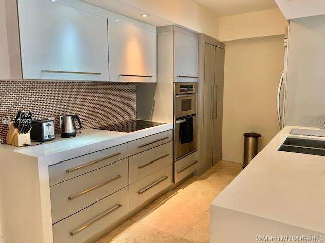 The Beach Club Two at 1830 Ocean Dr, Hallandale Beach, FL 33009 - For Rent photo 5