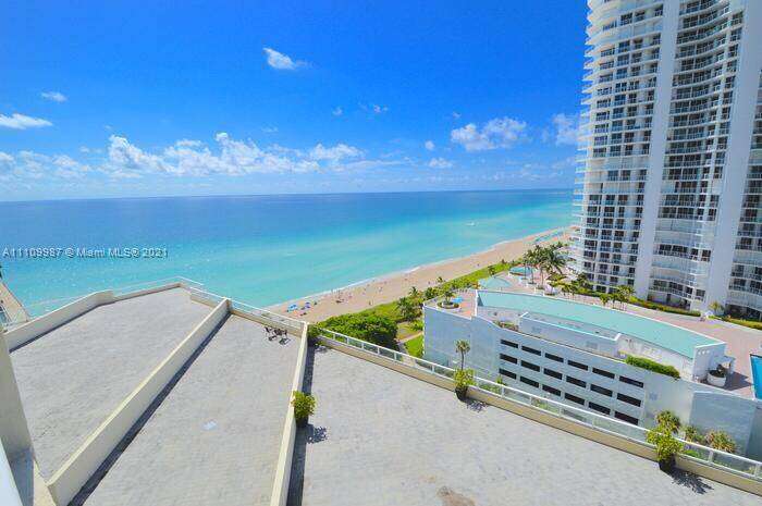 La Perla at 16699 Collins Ave, Sunny Isles Beach, FL 33160 - For Rent photo 20