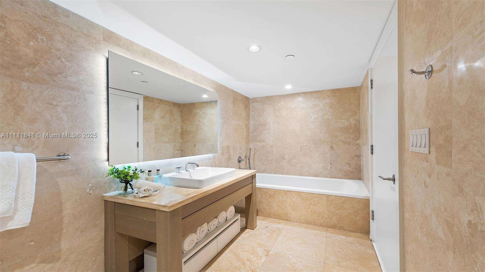 1 Hotel & Homes at 102 24 St, Miami Beach, FL 33139 - For Rent photo 37