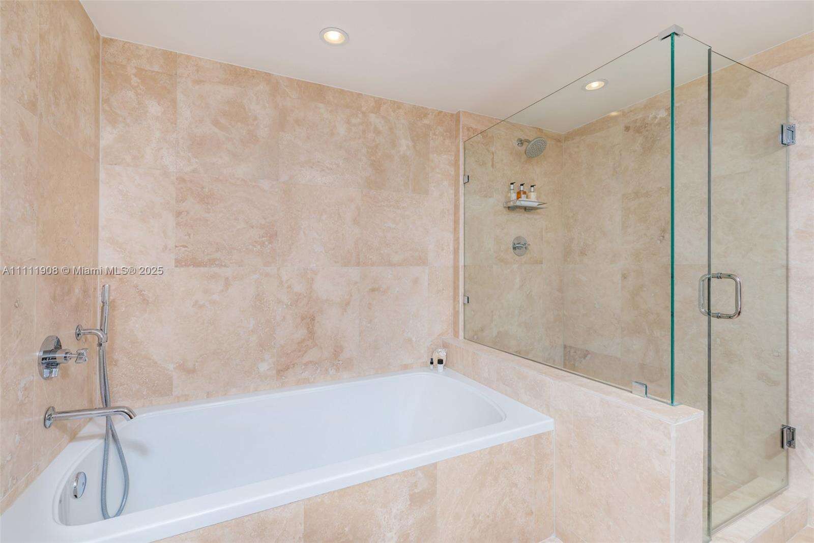 1 Hotel & Homes at 102 24 St, Miami Beach, FL 33139 - For Rent photo 23