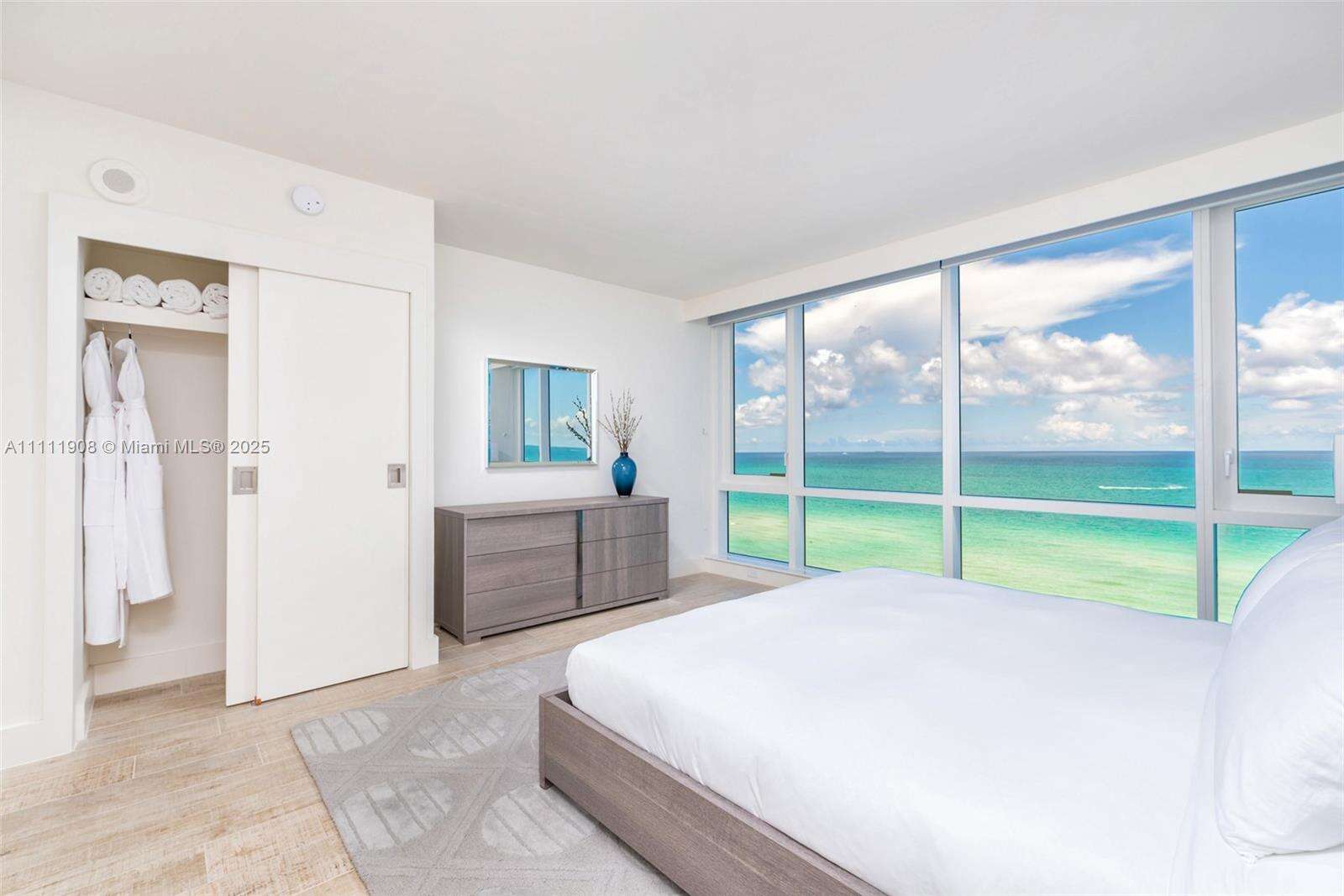 1 Hotel & Homes at 102 24 St, Miami Beach, FL 33139 - For Rent photo 4