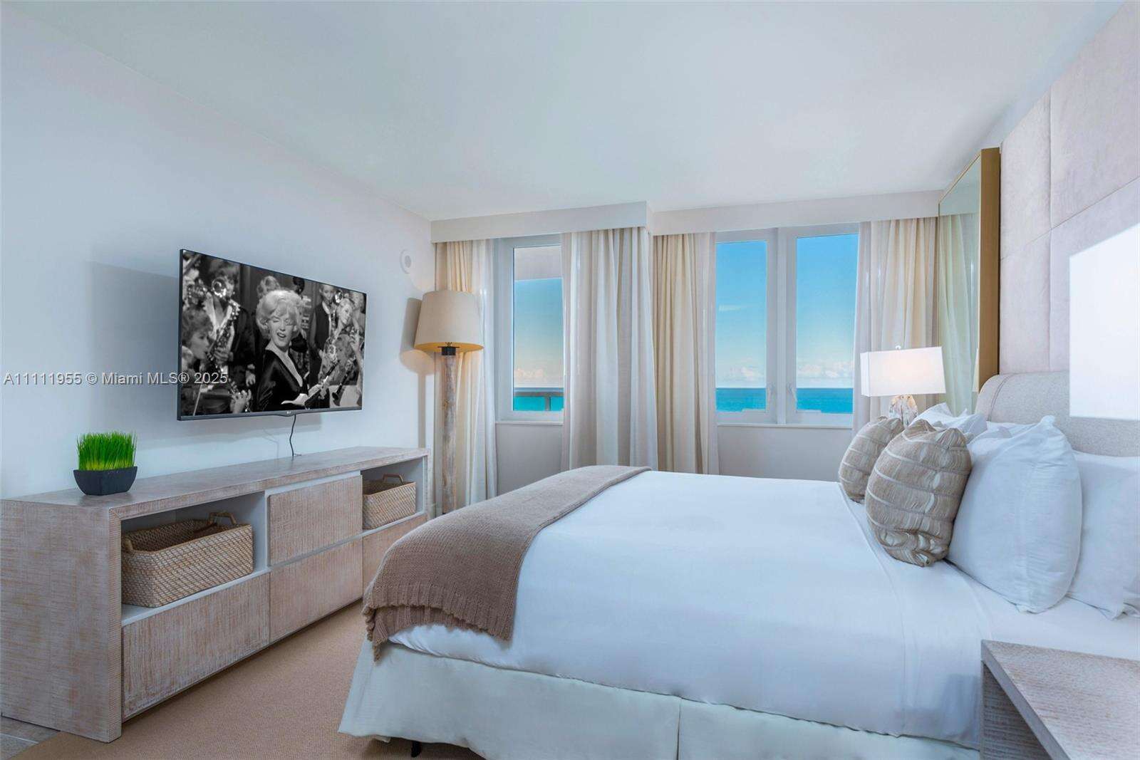 1 Hotel & Homes at 102 24 St, Miami Beach, FL 33139 - For Rent photo 11