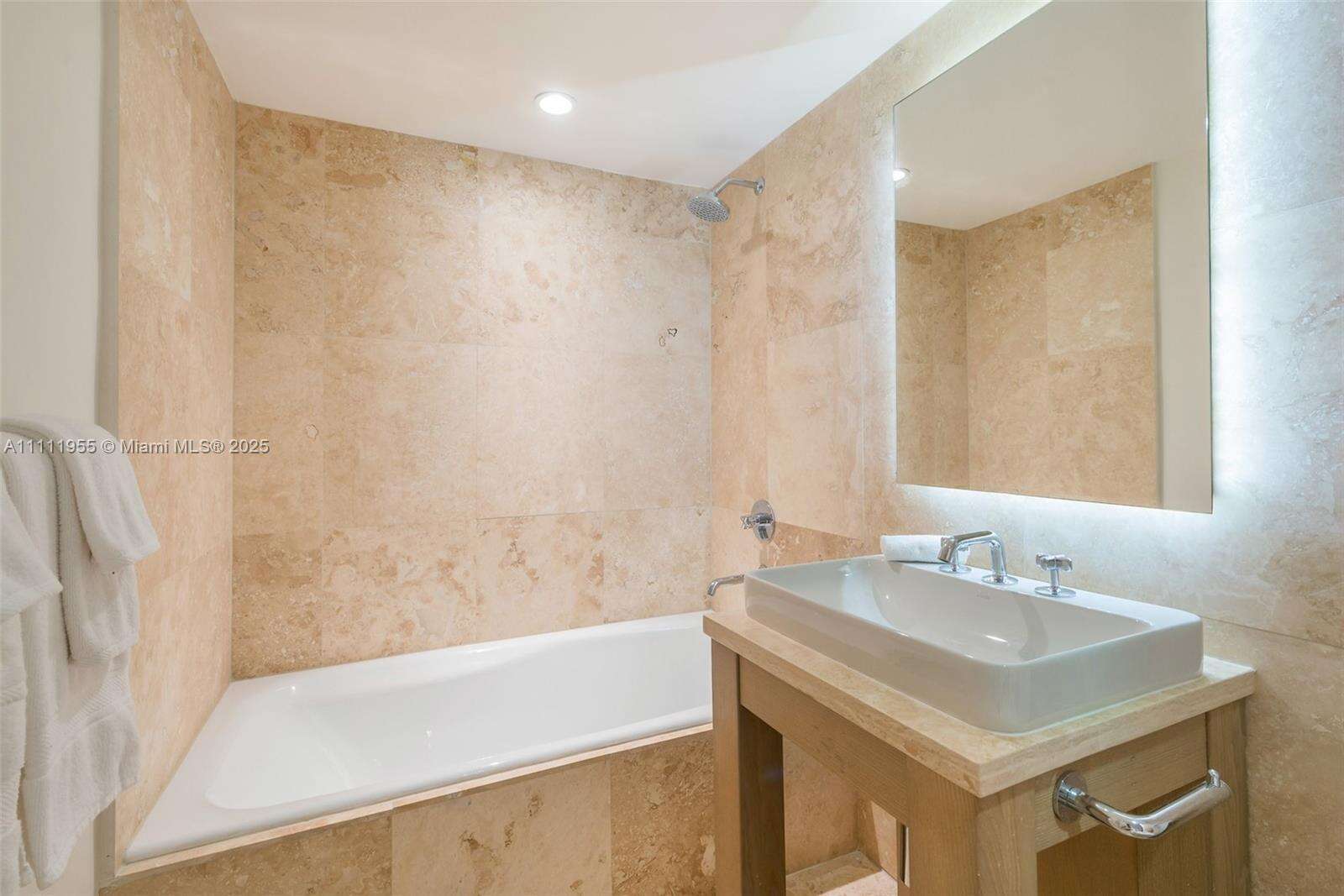 1 Hotel & Homes at 102 24 St, Miami Beach, FL 33139 - For Rent photo 17
