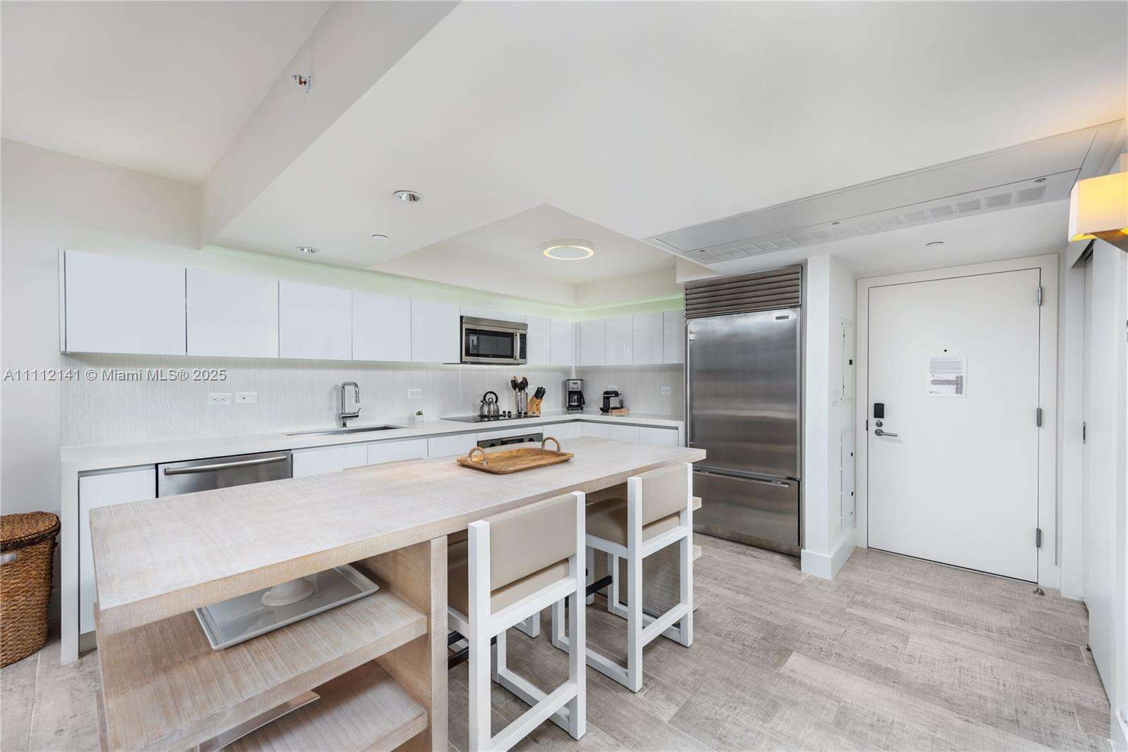 1 Hotel & Homes at 102 24 St, Miami Beach, FL 33139 - For Rent photo 14