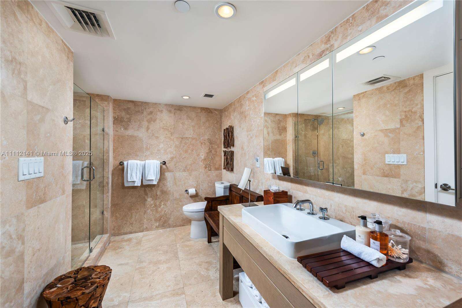 1 Hotel & Homes at 102 24 St, Miami Beach, FL 33139 - For Rent photo 9