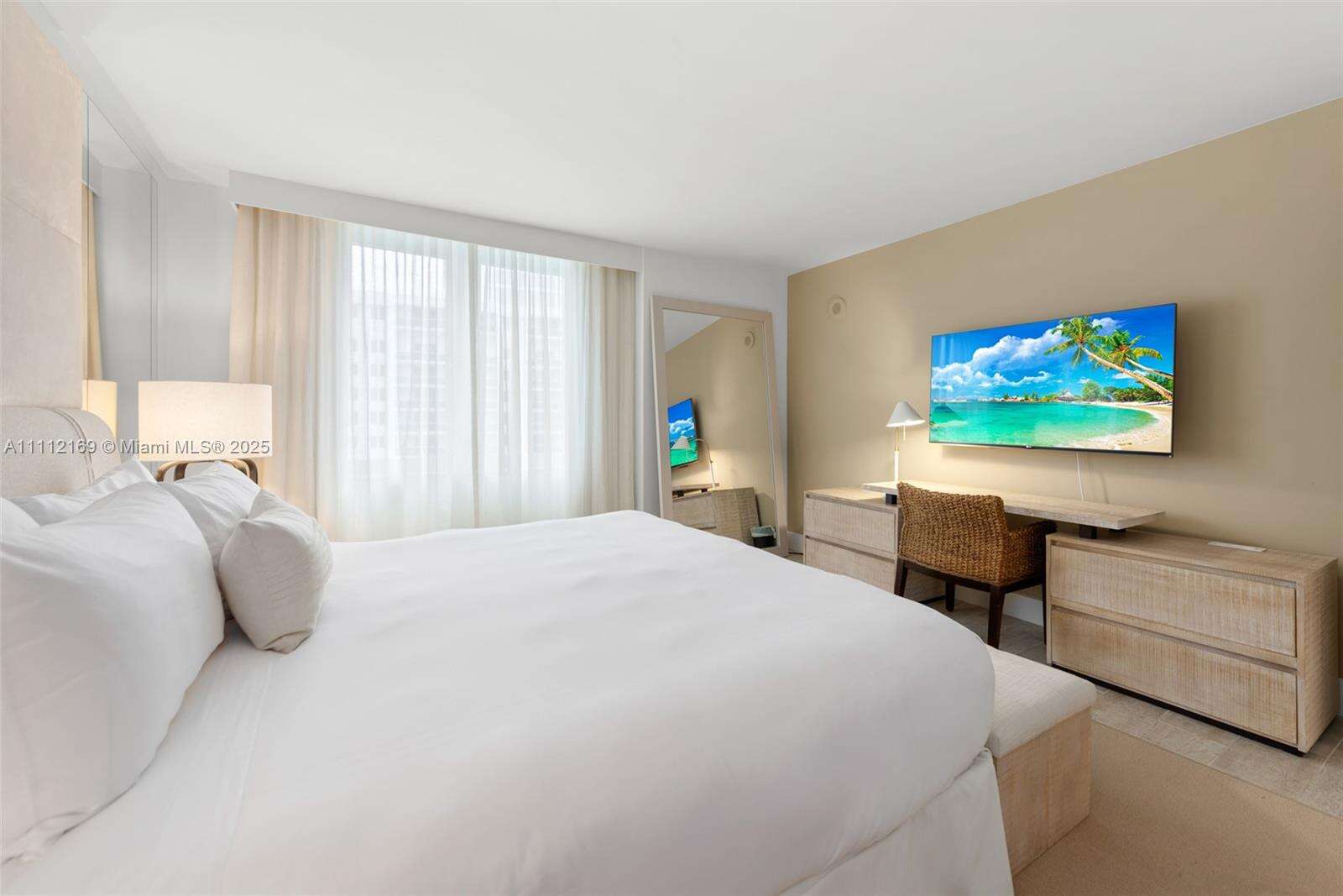 1 Hotel & Homes at 102 24 St, Miami Beach, FL 33139 - For Rent photo 6