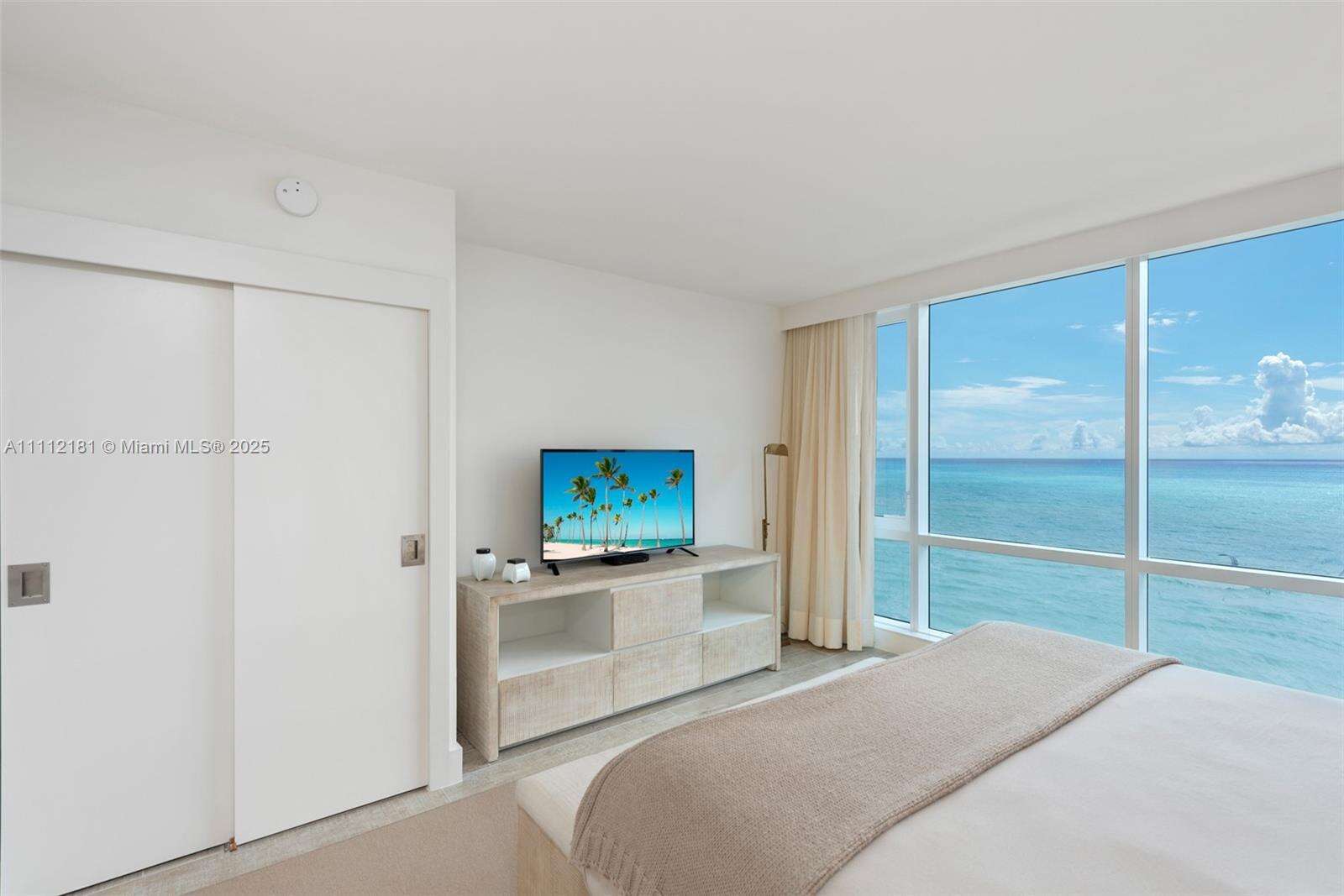 1 Hotel & Homes at 102 24 St, Miami Beach, FL 33139 - For Rent photo 12