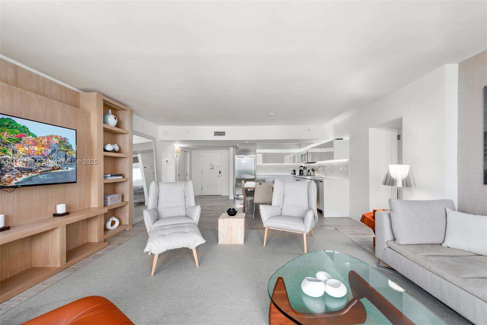 1 Hotel & Homes at 102 24 St, Miami Beach, FL 33139 - For Rent photo 10