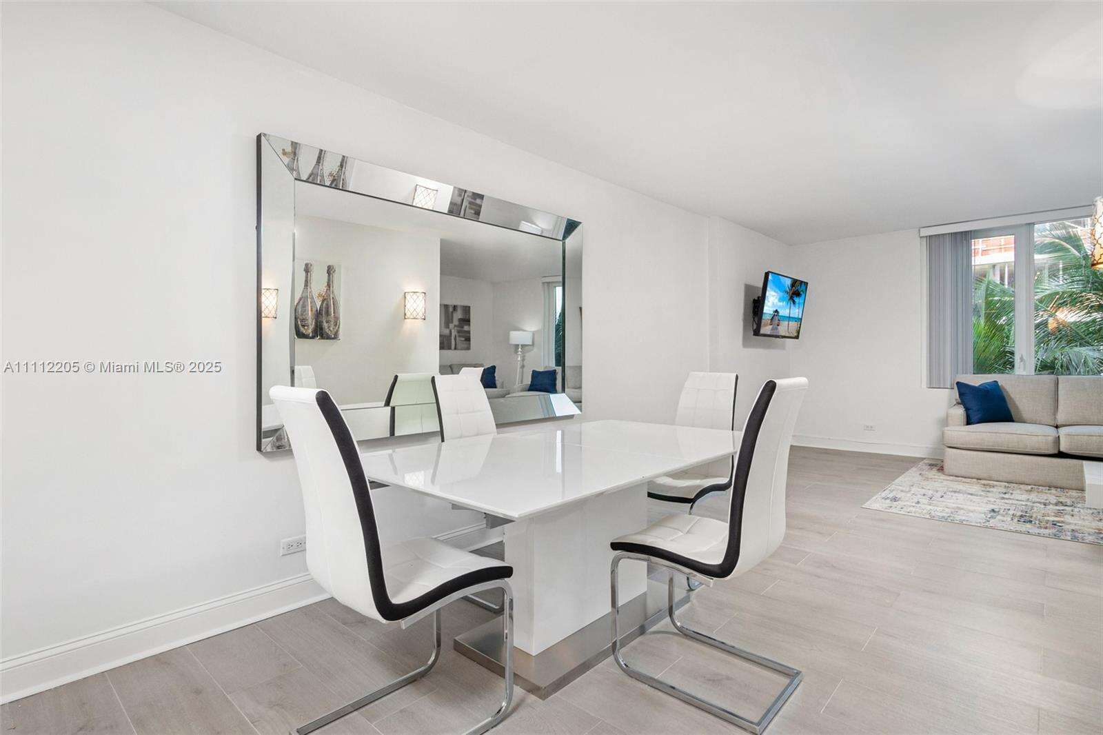 Roney Palace at 2301 Collins Ave, Miami Beach, FL 33139 - For Rent photo 11