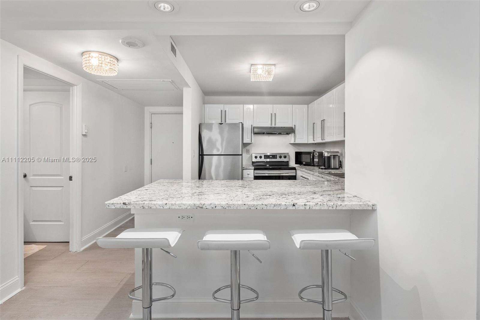 Roney Palace at 2301 Collins Ave, Miami Beach, FL 33139 - For Rent photo 10