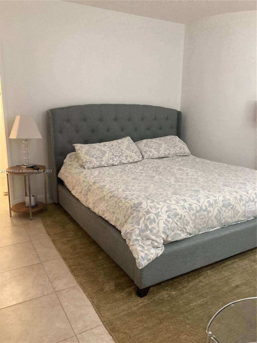 Seacoast 5151 at 5161 Collins Ave, Miami Beach, FL 33140 - For Rent photo 13