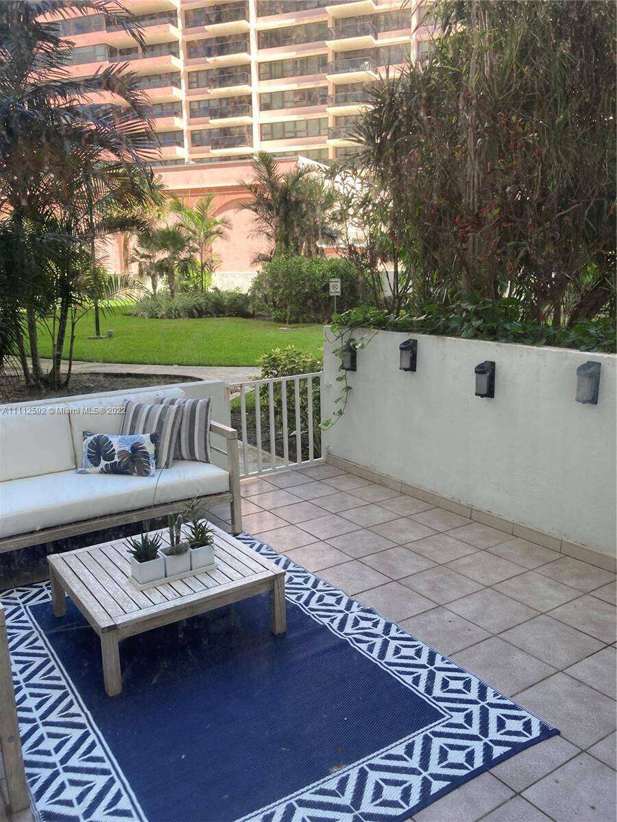 Seacoast 5151 at 5161 Collins Ave, Miami Beach, FL 33140 - For Rent photo 18