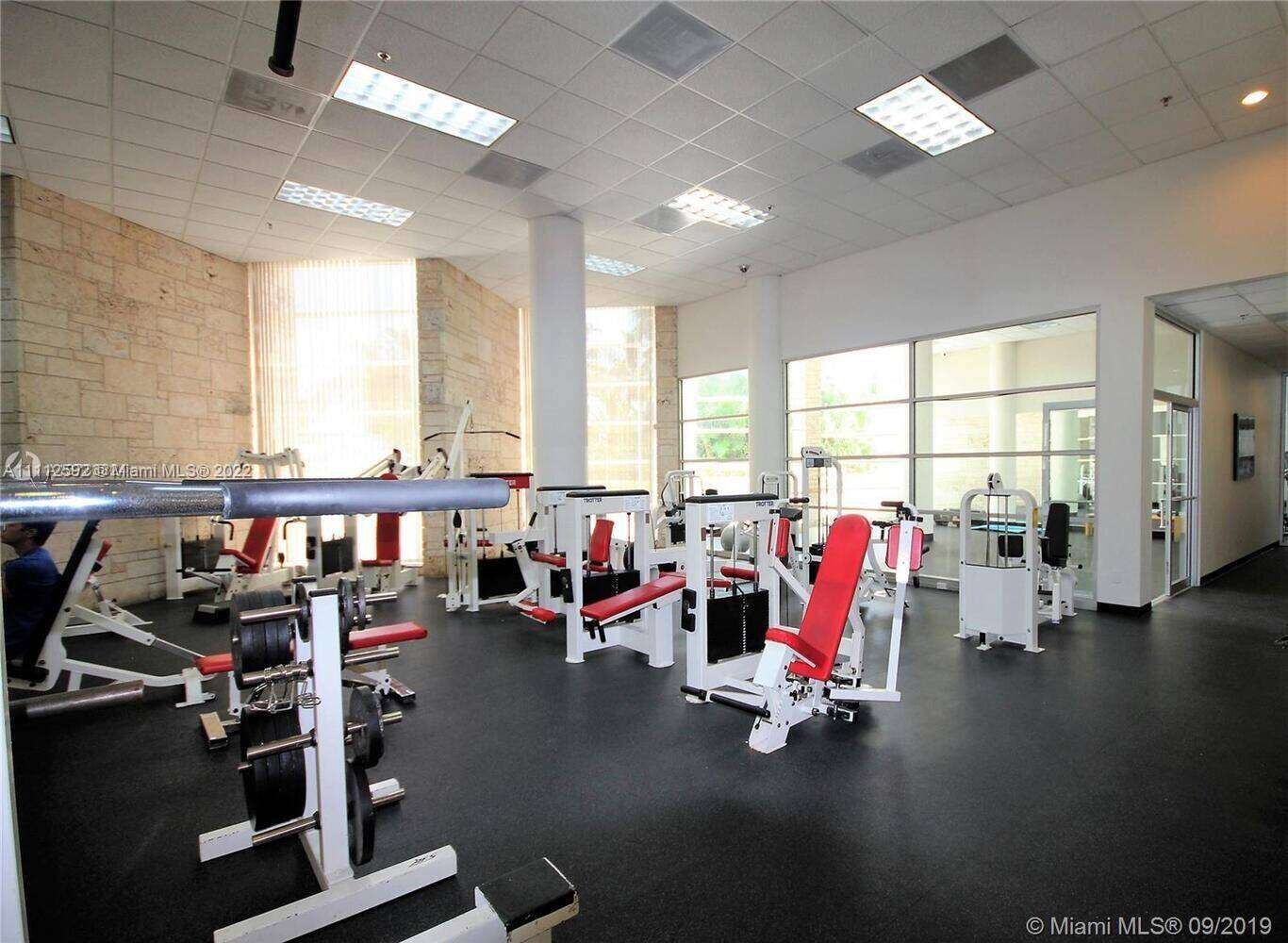 Seacoast 5151 at 5161 Collins Ave, Miami Beach, FL 33140 - For Rent photo 19