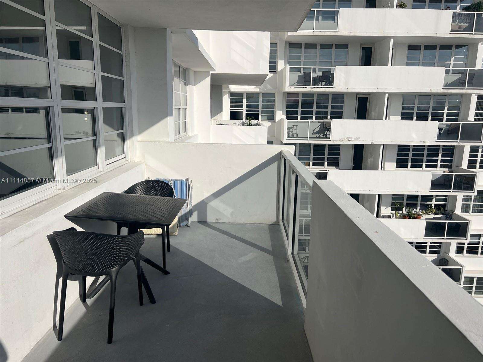 Decoplage at 100 Lincoln Rd, Miami Beach, FL 33139 - For Rent photo 3