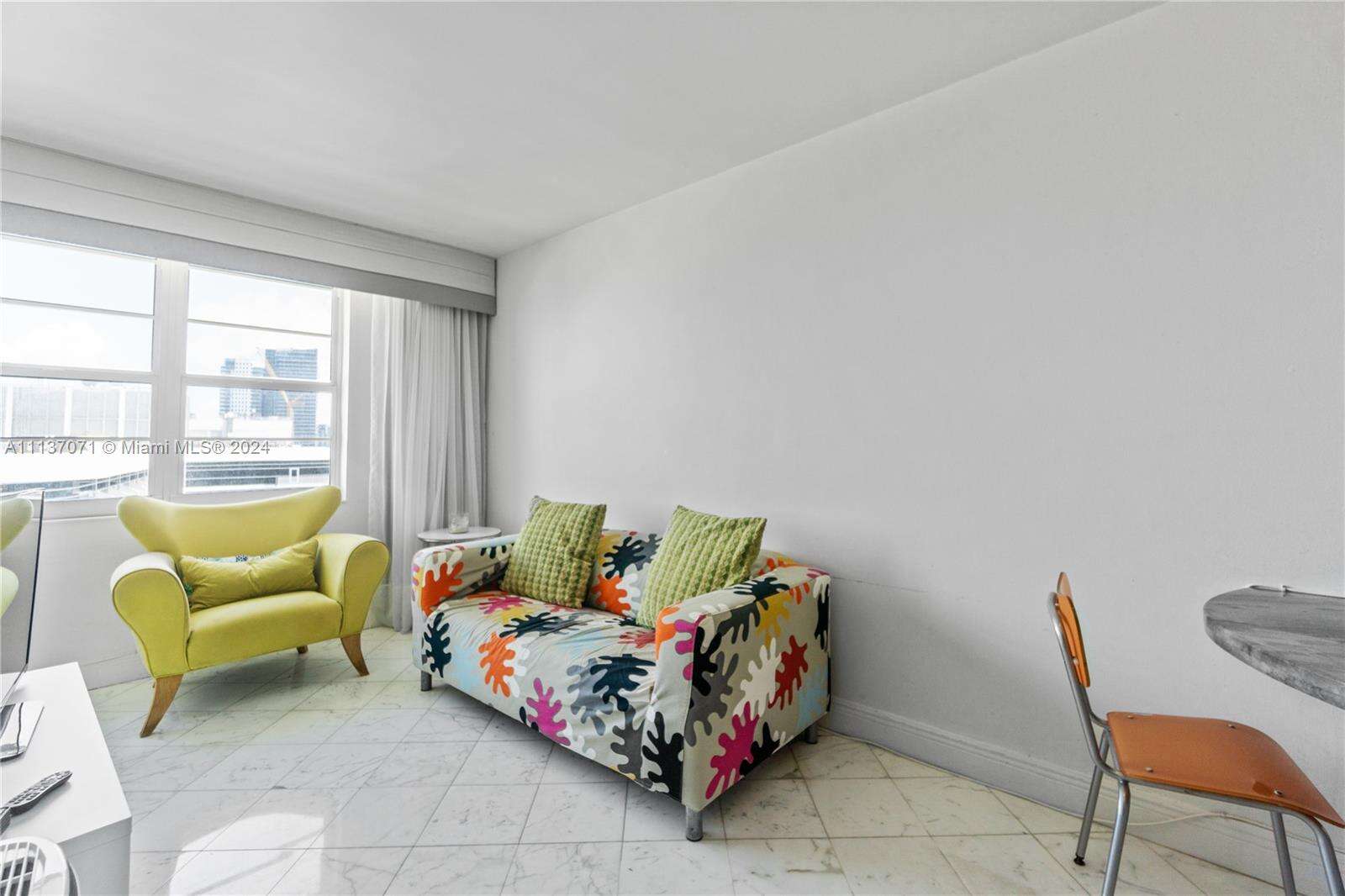 Decoplage at 100 Lincoln Rd, Miami Beach, FL 33139 - For Rent photo 2