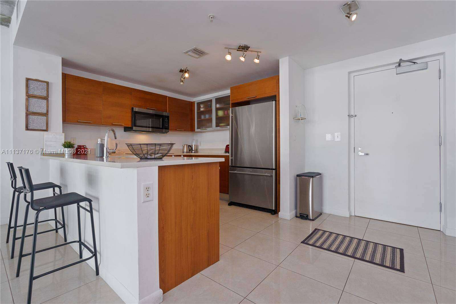 Midblock at Miami, FL 33137 - For Rent photo 1