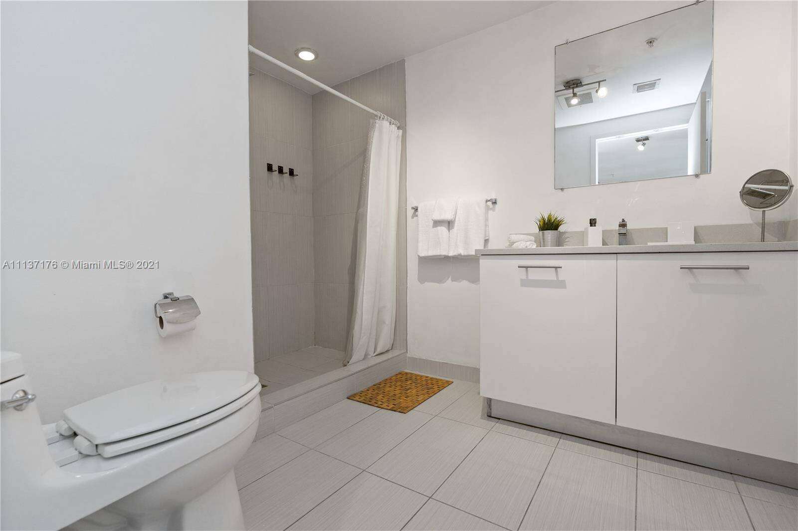 Midblock at Miami, FL 33137 - For Rent photo 19