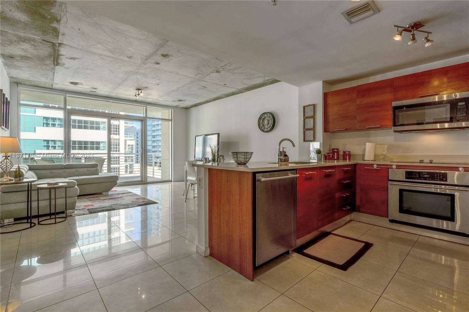 Midblock at Miami, FL 33137 - For Rent photo 3