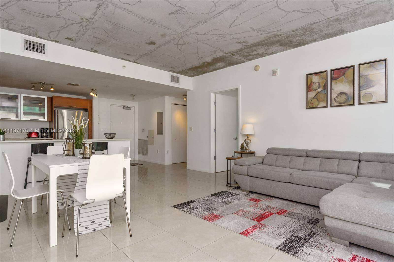 Midblock at Miami, FL 33137 - For Rent photo 9