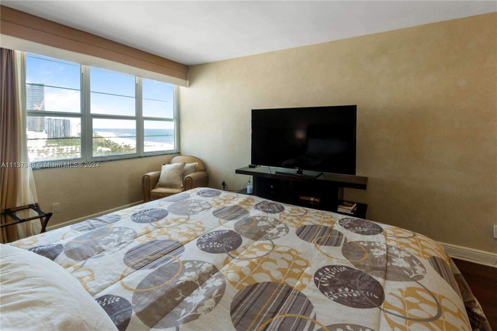 Decoplage at 100 Lincoln Rd, Miami Beach, FL 33139 - For Rent photo 13