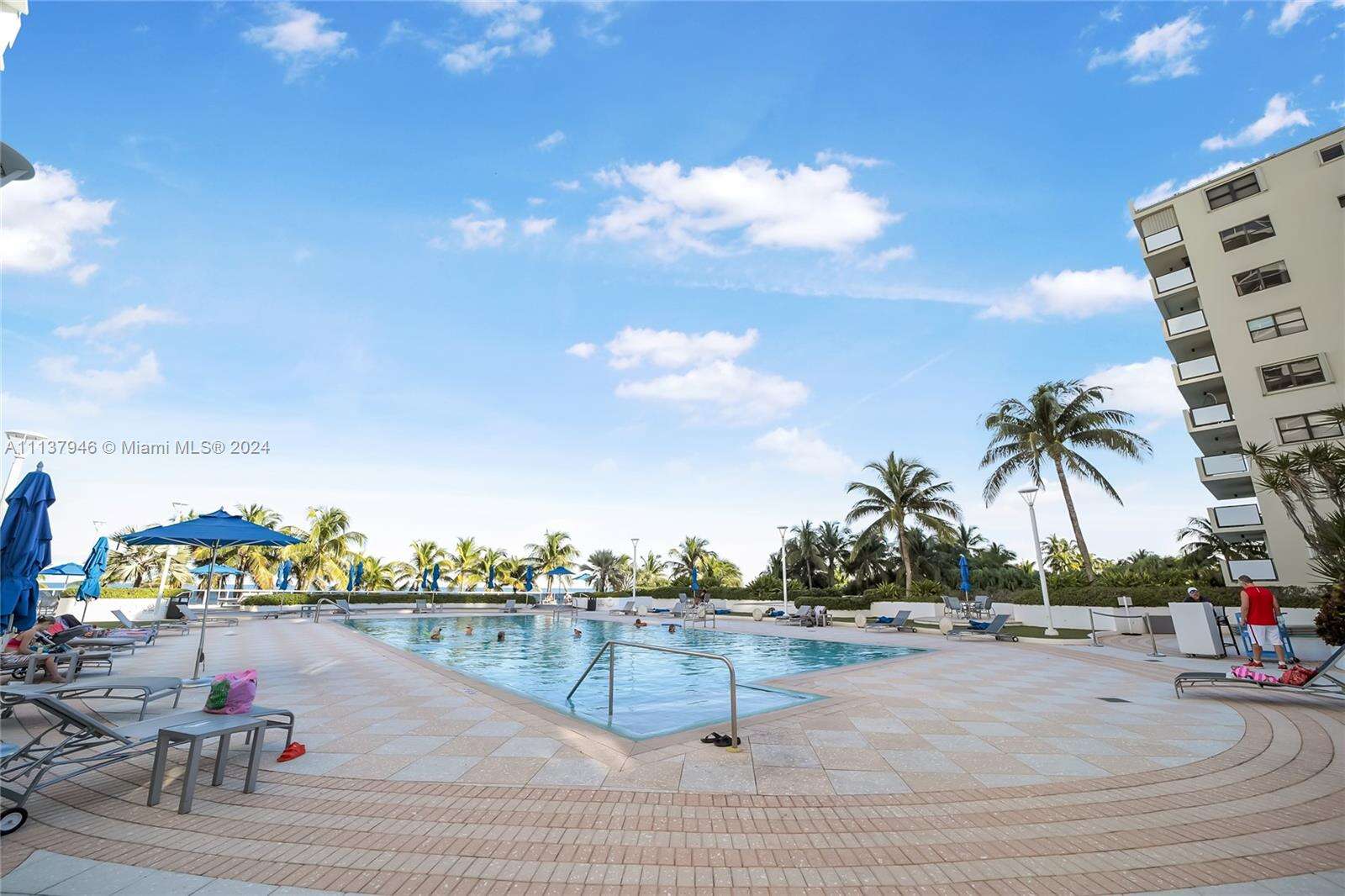 Decoplage at 100 Lincoln Rd, Miami Beach, FL 33139 - For Rent photo 22