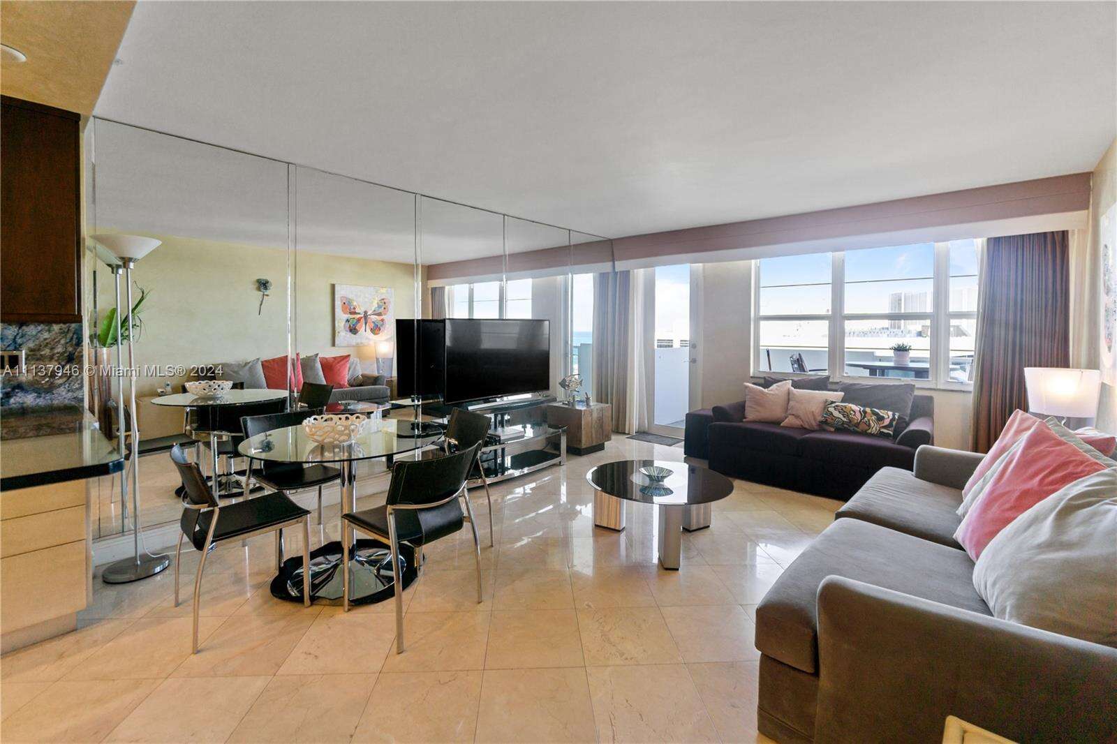 Decoplage at 100 Lincoln Rd, Miami Beach, FL 33139 - For Rent photo 4