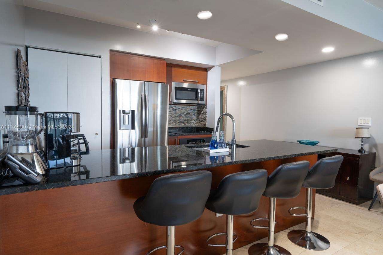 The Beach Club Two at 1830 Ocean Dr, Hallandale Beach, FL 33009 - For Rent photo 25