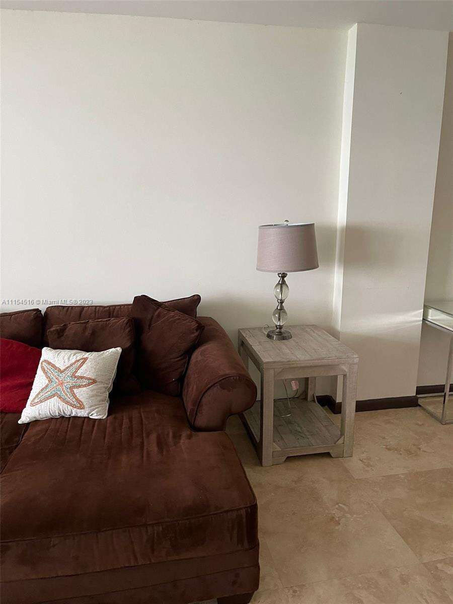 Sea Air Towers at 3725 Ocean Dr, Hollywood, FL 33019 - For Rent photo 8