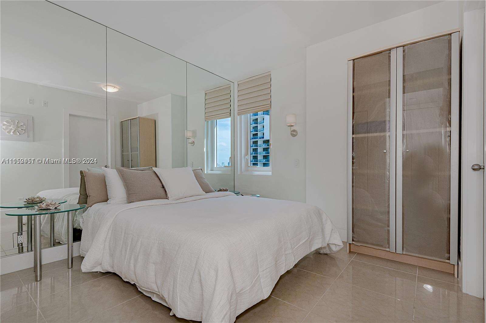 Roney Palace at 2301 Collins Ave, Miami Beach, FL 33139 - For Rent photo 11