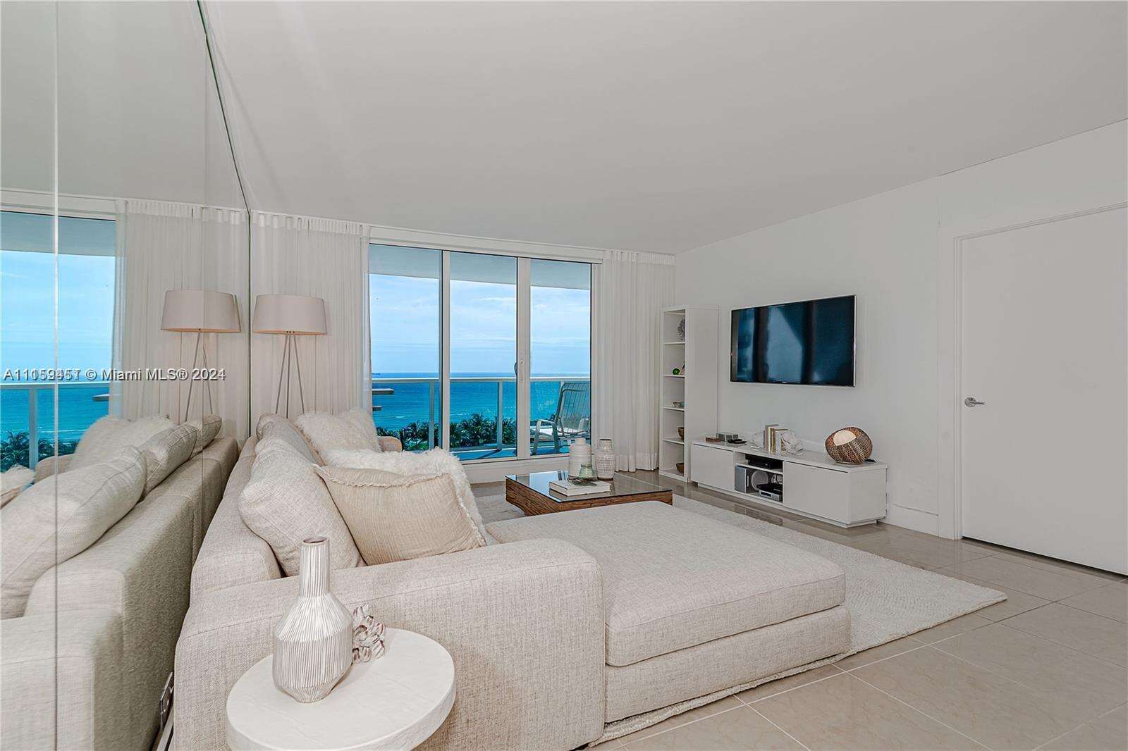 Roney Palace at 2301 Collins Ave, Miami Beach, FL 33139 - For Rent photo 24