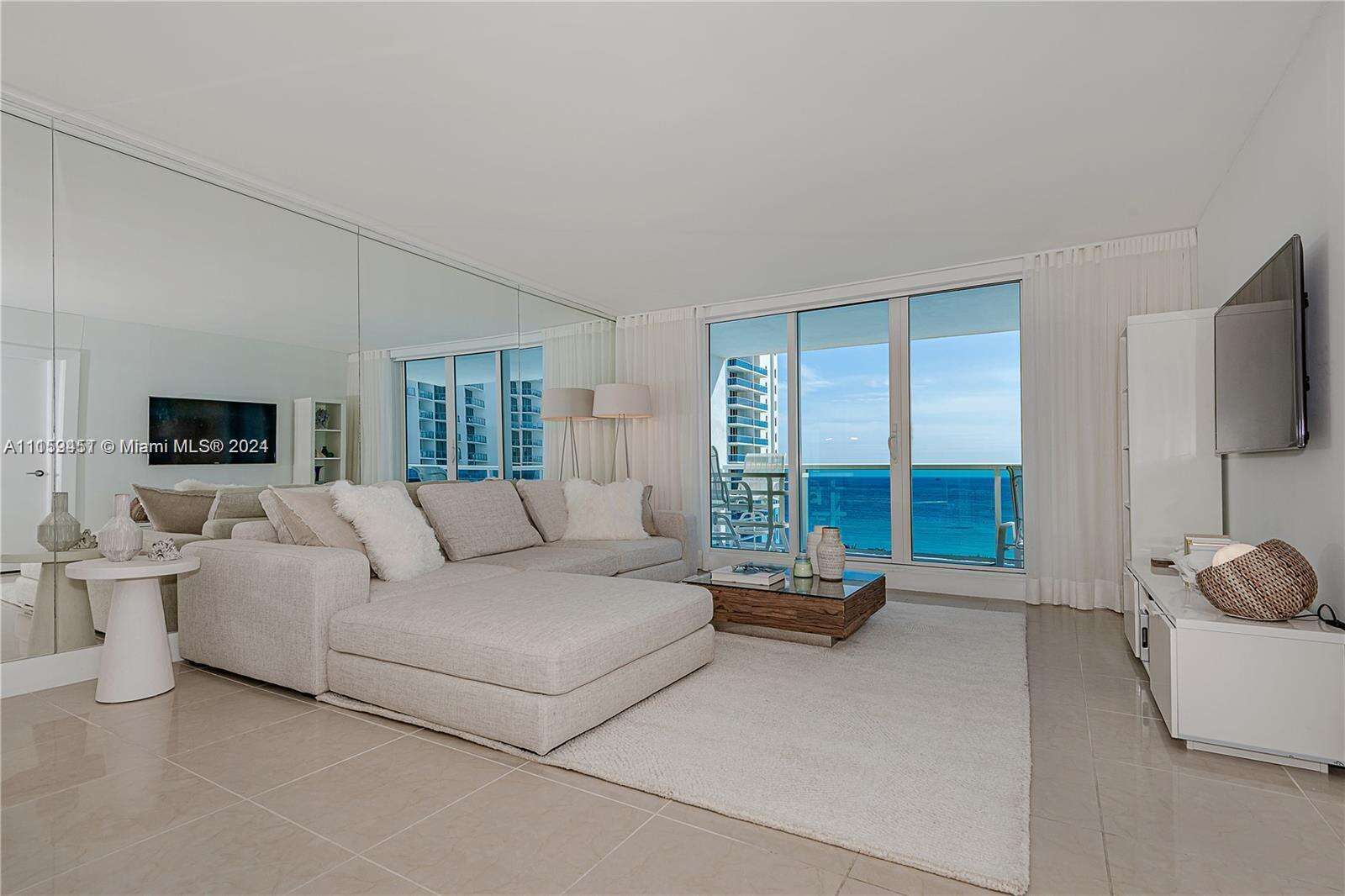 Roney Palace at 2301 Collins Ave, Miami Beach, FL 33139 - For Rent photo 25