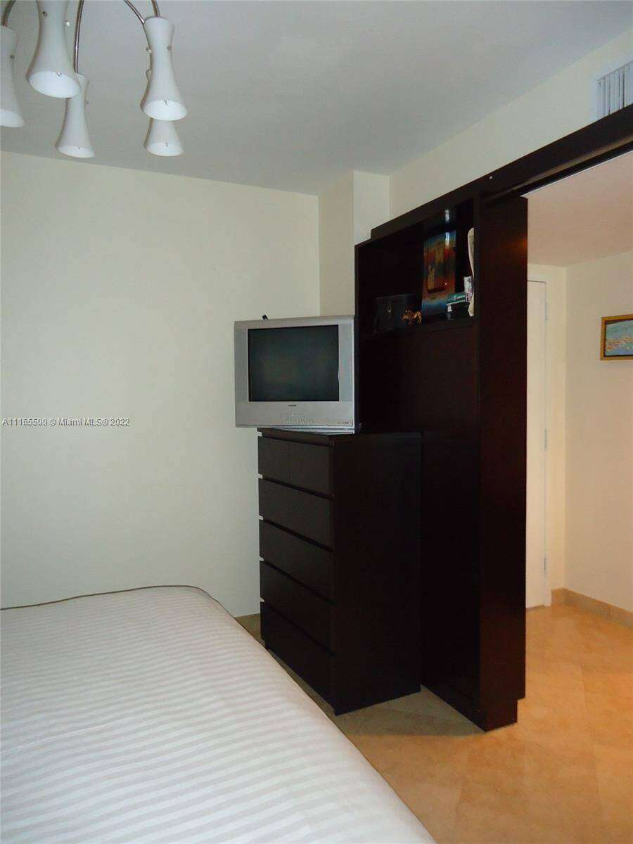 The Beach Club Two at 1830 Ocean Dr, Hallandale Beach, FL 33009 - For Rent photo 12