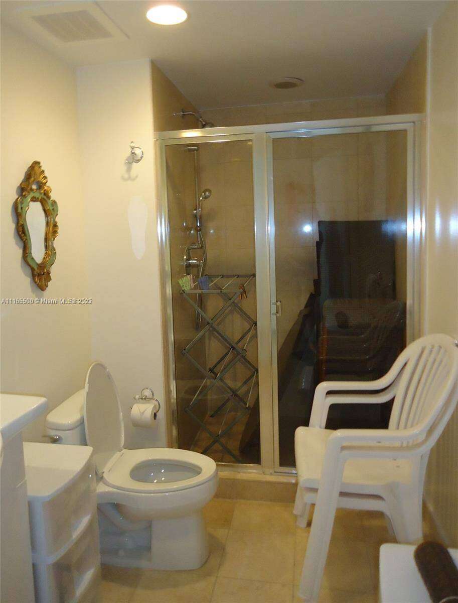 The Beach Club Two at 1830 Ocean Dr, Hallandale Beach, FL 33009 - For Rent photo 9