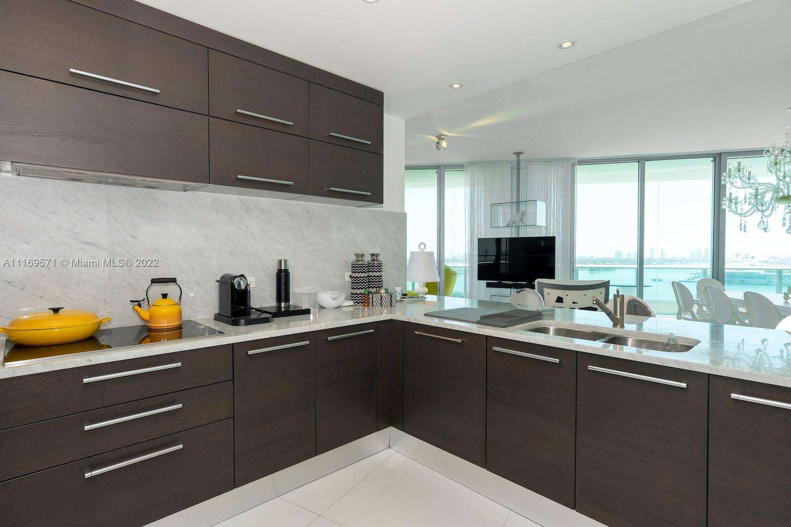 900 Biscayne at 900 Biscayne Blvd, Miami, FL 33132 - For Rent photo 14