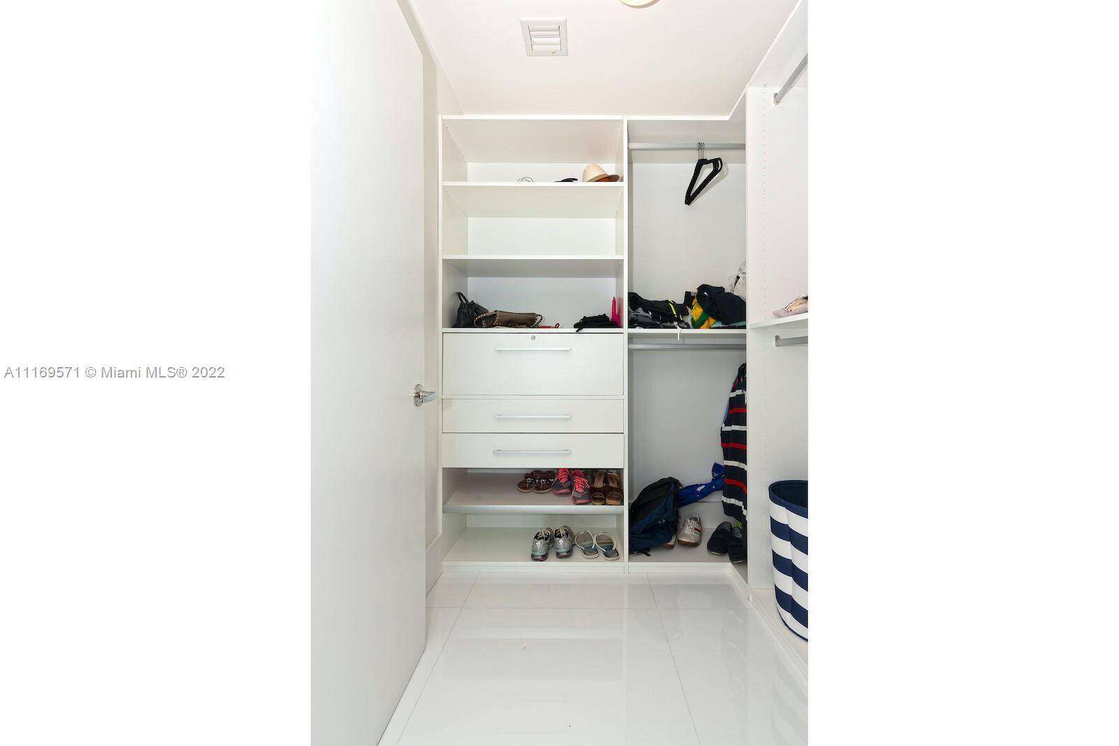 900 Biscayne at 900 Biscayne Blvd, Miami, FL 33132 - For Rent photo 25