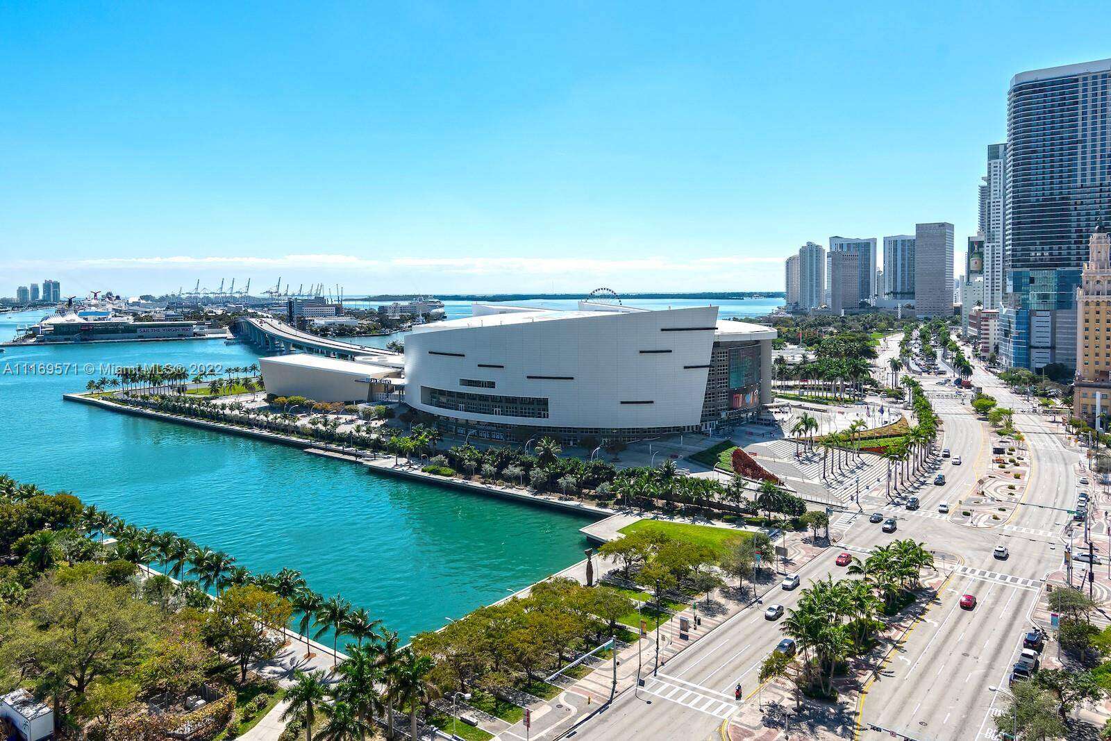 900 Biscayne at 900 Biscayne Blvd, Miami, FL 33132 - For Rent photo 6
