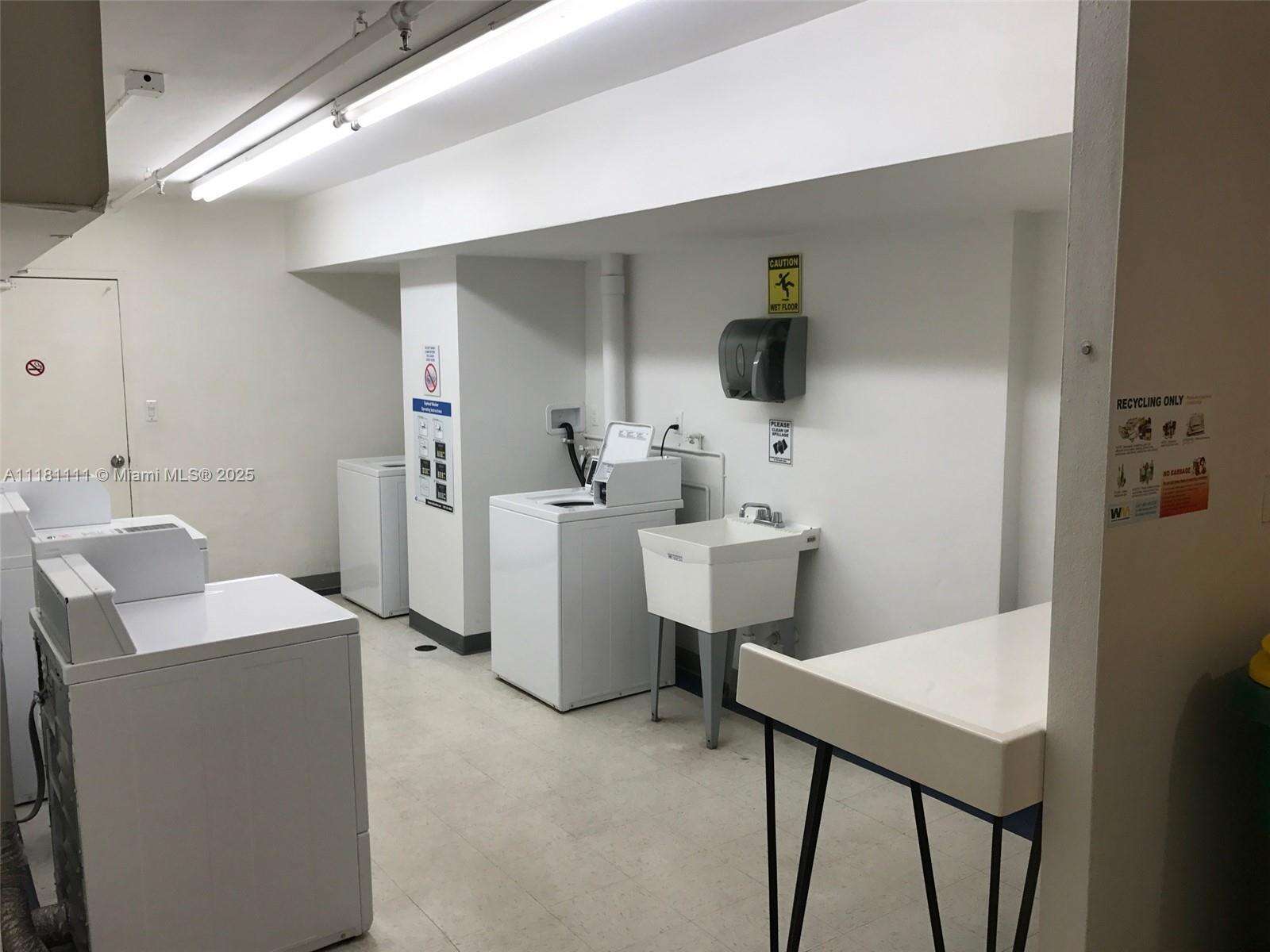 Decoplage at 100 Lincoln Rd, Miami Beach, FL 33139 - For Rent photo 38
