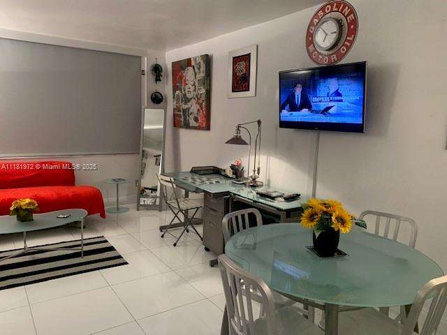 Decoplage at 100 Lincoln Rd, Miami Beach, FL 33139 - For Rent photo 2