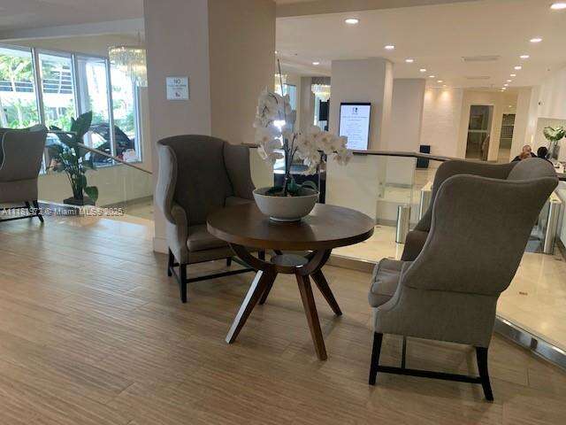 Decoplage at 100 Lincoln Rd, Miami Beach, FL 33139 - For Rent photo 23