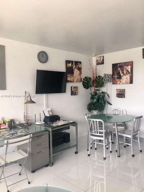 Decoplage at 100 Lincoln Rd, Miami Beach, FL 33139 - For Rent photo 7