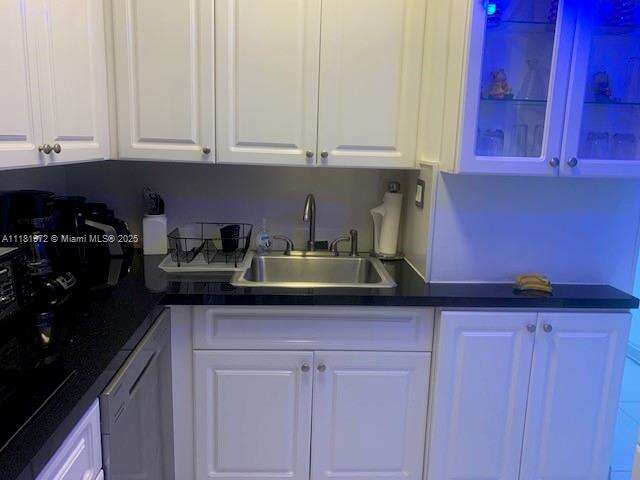 Decoplage at 100 Lincoln Rd, Miami Beach, FL 33139 - For Rent photo 8